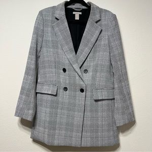 H&M Gently Used Small Women’s Black and White Oversized Blazer